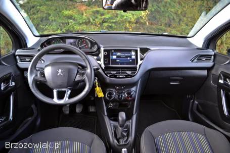 Peugeot 208 Lift 2015