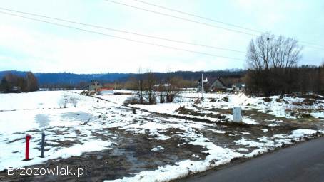 Działka w LESKU 10ar