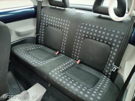 Volkswagen New Beetle 1.  6 00r 2000