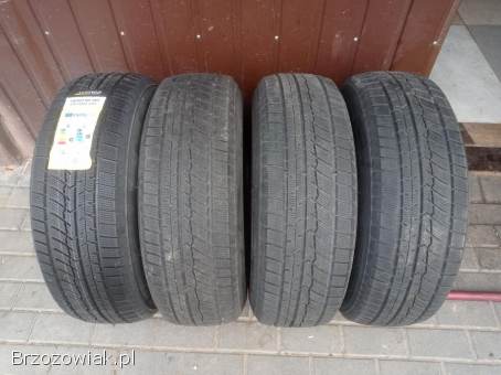 Opony zimowe 215 70 16