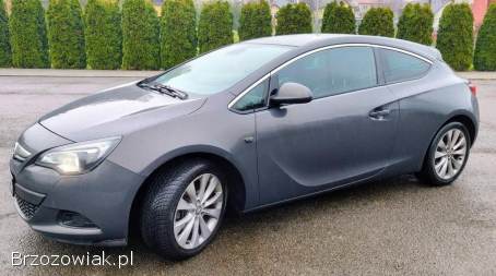Opel Astra GTC 2012