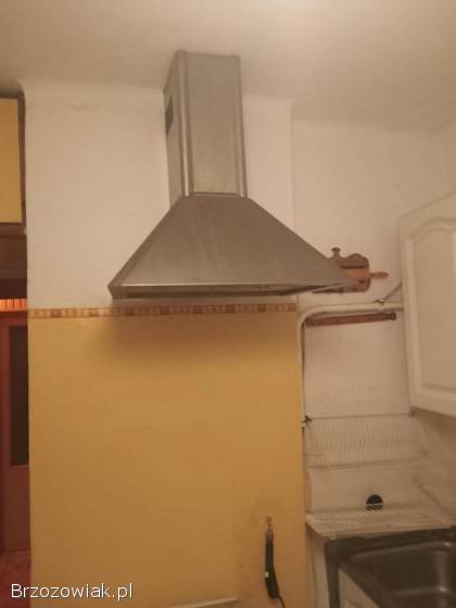 Kuchenka gazowa,  lodówka,  okap