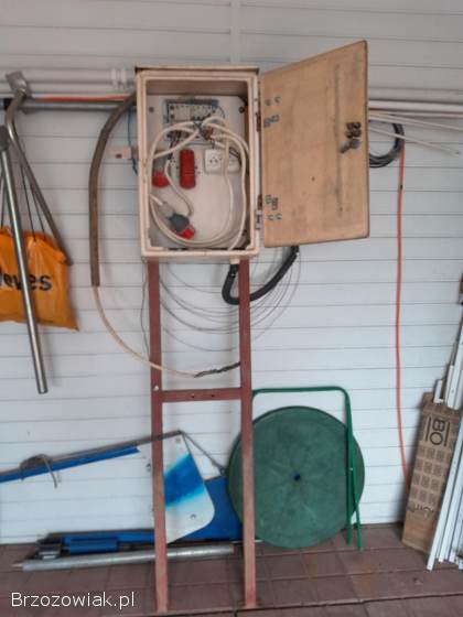 Skrzynka elektryczna budowlana -  prowizorka