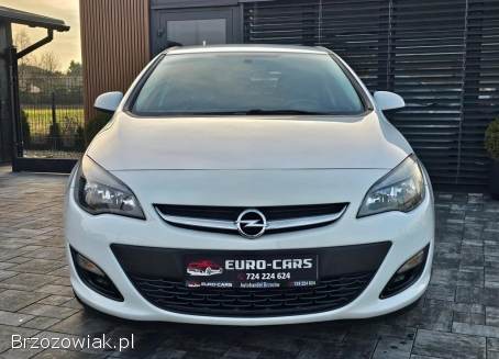 Opel Astra 1.  4 Lift 2012