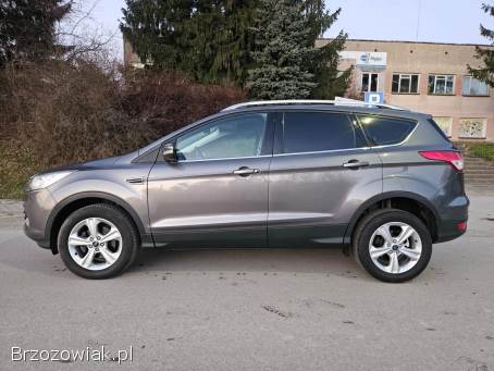 Ford Kuga 1.  6 16V 150KM  2014