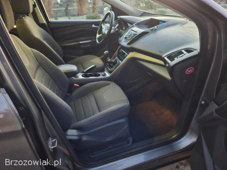 Ford Kuga 1.  6 16V 150KM  2014