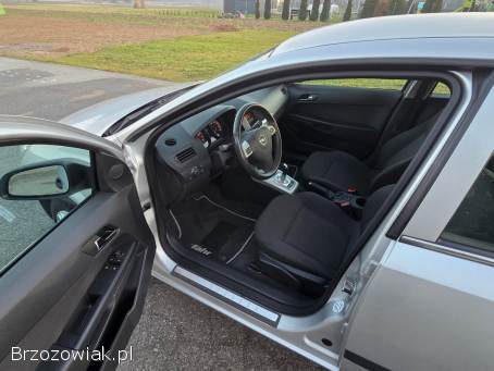 Opel Astra LIFT 2009