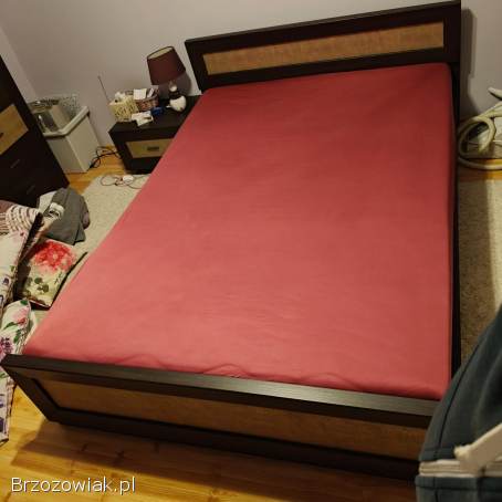 Łóżko do sypialni 140x200 z materacem