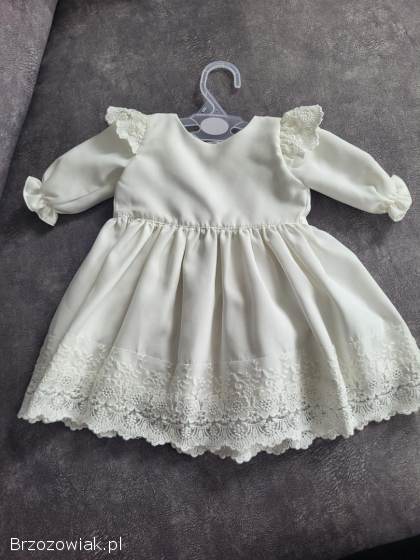 Sukienka na chrzest
