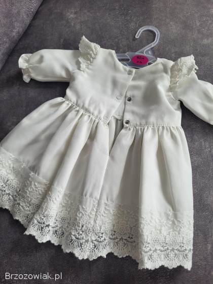 Sukienka na chrzest