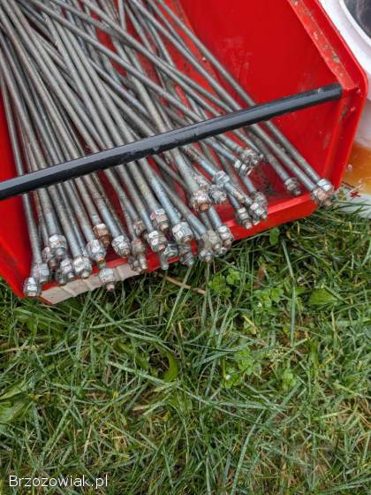 Pręty gwintowane / szpilki M8 – 50 cm – 45 szt.  z nakrętkami