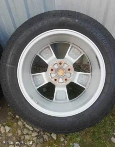 Opony 215 60 R17 TOYO