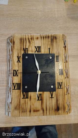 Zegary ozdobne wiszące