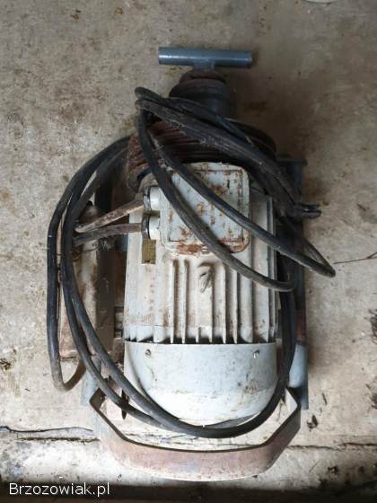 Sprzedam silnik elektryczny do śrutownika Bąk