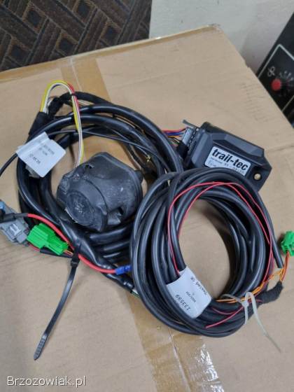 Sprzedam wiązkę elektryczną z modułem 13 pin TRAIL-TEC 31-04 LED