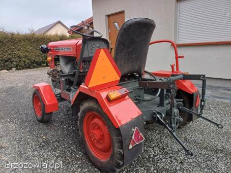 Traktor traktorek ciągnik sam