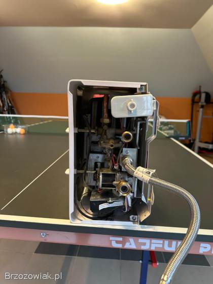 Ferroli ISEA ROCK C11 gazowy przepływowy podgrzewacz wody 18.  9kW