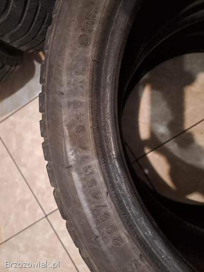 Opony zimowe 225/45/17 2020 rok