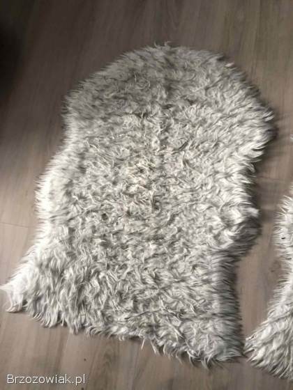 2x dywanik dywaniki ze sztucznego futra,  imitujące skórę owczą