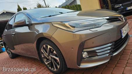 Toyota Corolla 1,  6 132 Salon PL 2016