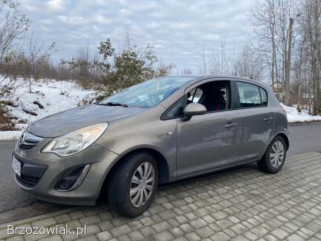 Opel Corsa 1,  4 benzyna 100K 2011