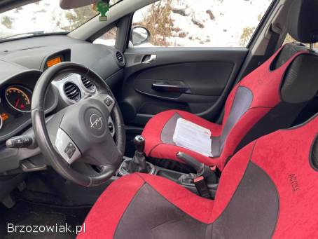 Opel Corsa 1,  4 benzyna 100K 2011