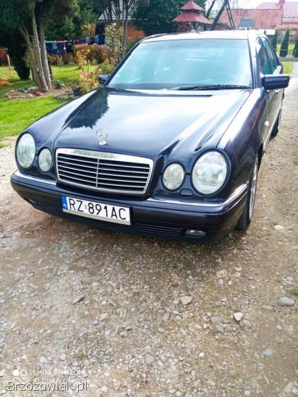 Mercedes-Benz 210 210 1997