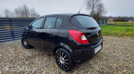 Opel Corsa 1.  2 Benzyna 86KM 2013
