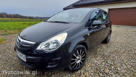 Opel Corsa 1.  2 Benzyna 86KM 2013
