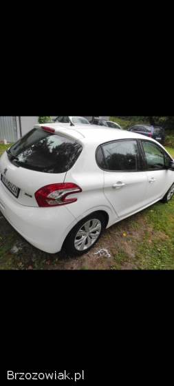 Peugeot 208 2012