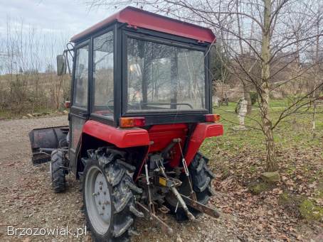 Na sprzedaż Ciągnik Japoński Shibaura 4x4