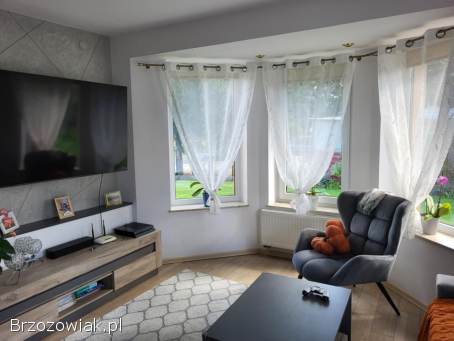 Na sprzedaż dom jednorodzinny – Brzozów,  blisko centrum