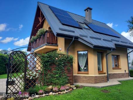 Na sprzedaż dom jednorodzinny – Brzozów,  blisko centrum