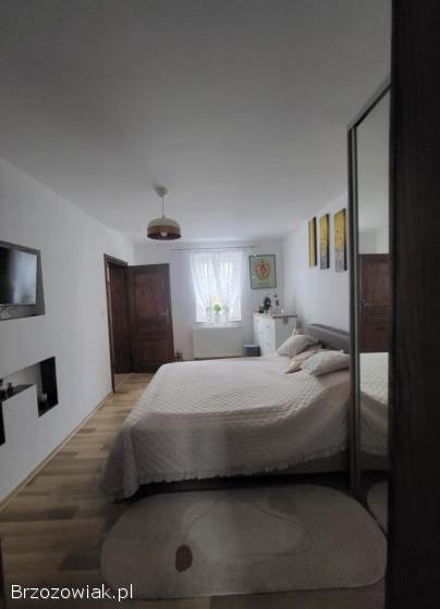 Na sprzedaż dom jednorodzinny – Brzozów,  blisko centrum