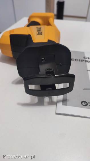 Akumulatorowa piła szablasta DEWALT 20V,  bezszczotkowa,  z regulacją prędkości