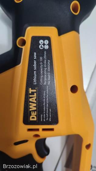 Akumulatorowa piła szablasta DEWALT 20V,  bezszczotkowa,  z regulacją prędkości