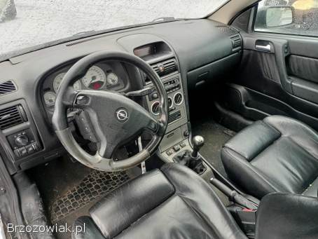 Opel Astra 2.  2 01r 2001
