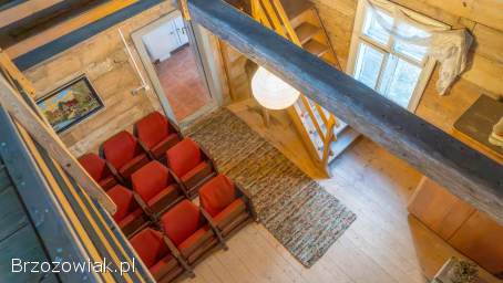 Drewniany dom w Grabownicy Starzeńskiej