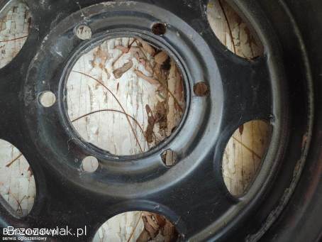 Felgi stalowe 4 sztuki bez opon,  15 cali,  Nissan