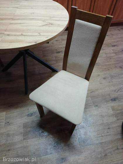 Stół rozkładany plus krzesła