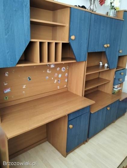 MEBLE MŁODZIEŻOWE