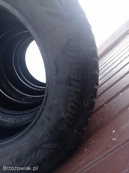 Hankook 215/70/16