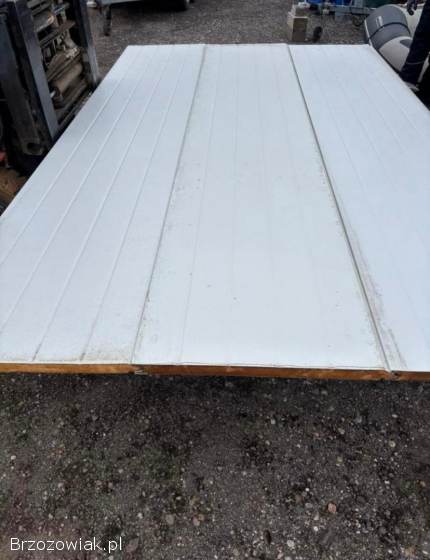 Plyta ocieplana nowa na bramy garazowe,  hale,  wiaty 40 mm