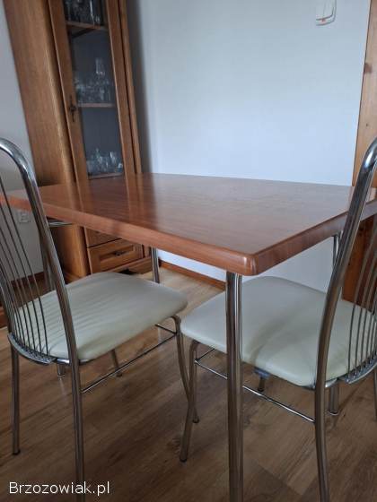 Stół z krzesłami Nowy Styl