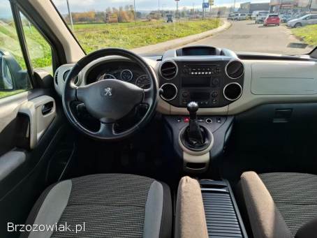 Peugeot Partner Lift Led Hak 2012