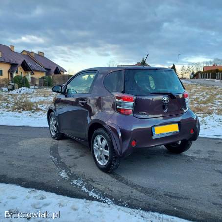 Toyota iQ 87tyś km/Klima/2 2011