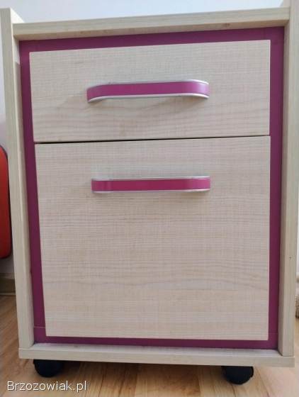 Meble dla dziewczynki