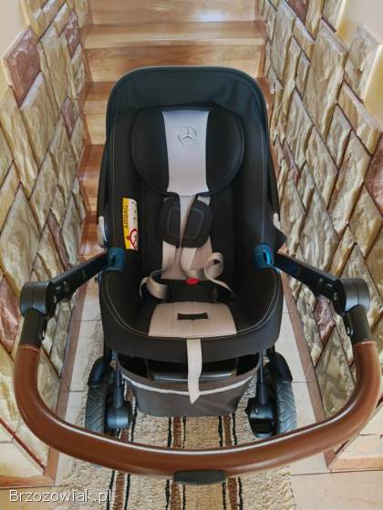 Wózek niemowlęcy z fotelikiem