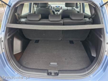 Hyundai ix20 1.  6 benz automat 2011