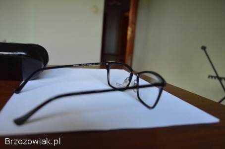 Nowe,  oryginalne okulary marki Police – model Triumph 3 VPL284,  kolor czarny